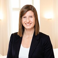 Corinna Geser der V-Bank, Referent beim Digitalen Vermögenstag der Spiekermann & Co AG am 28.04.2021